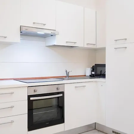 Urban Apartment *